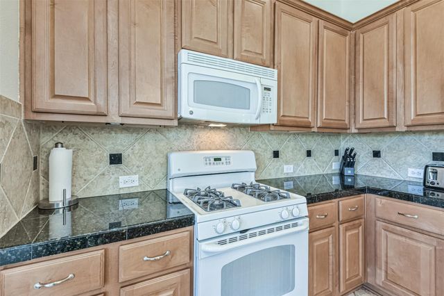 1815 28th Street, Galveston, TX 77550