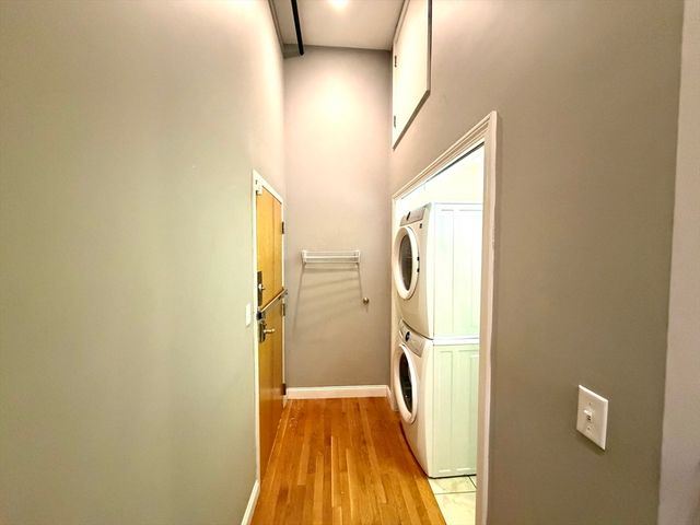 54 Central Sq 4A, Lynn, MA 01901