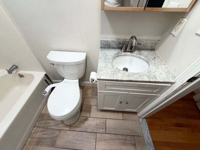 54 Central Sq 4A, Lynn, MA 01901