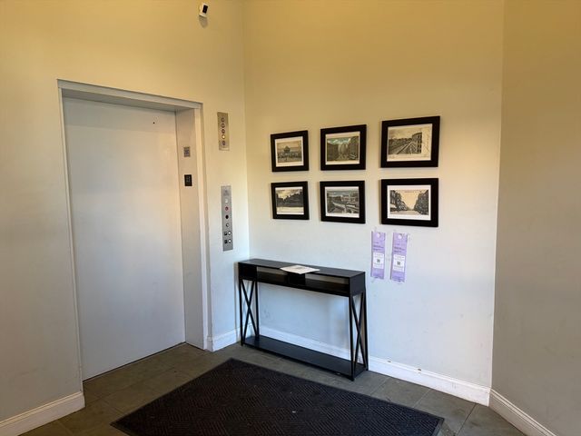 54 Central Sq 4A, Lynn, MA 01901