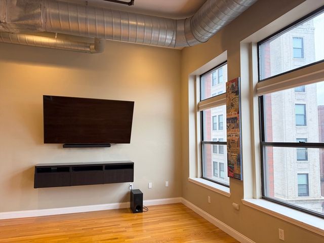 54 Central Sq 4A, Lynn, MA 01901