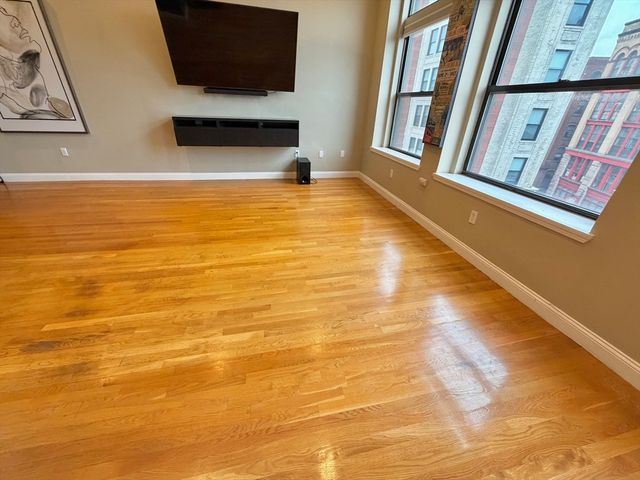 54 Central Sq 4A, Lynn, MA 01901