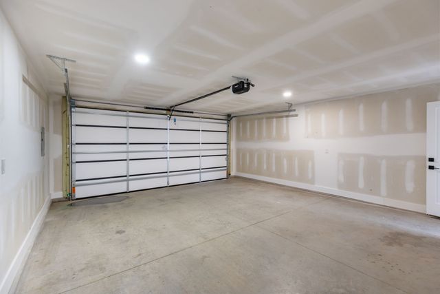 1213 Montgomery Ave, Nashville, TN 37207