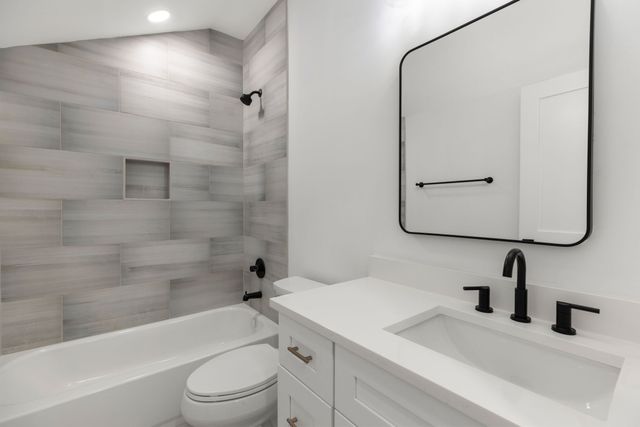 1213 Montgomery Ave, Nashville, TN 37207