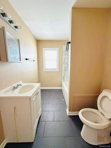 8737 Smart Street, Detroit, MI 48210