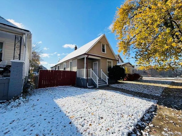 8737 Smart Street, Detroit, MI 48210