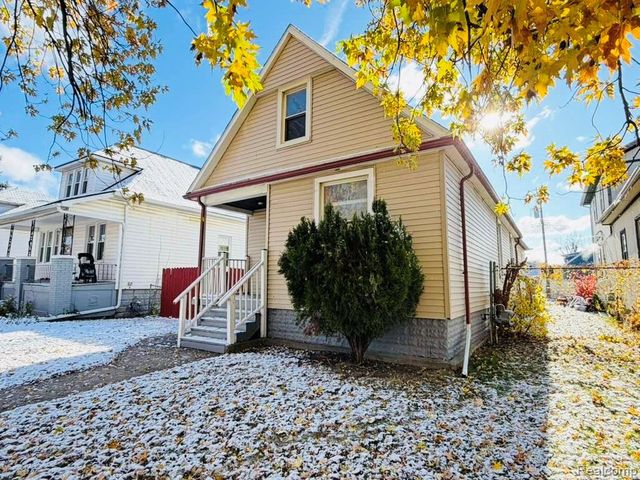 8737 Smart Street, Detroit, MI 48210