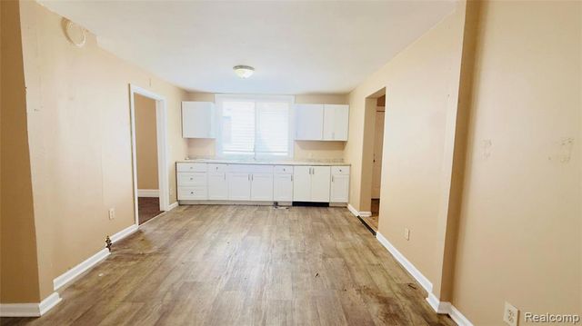 8737 Smart Street, Detroit, MI 48210