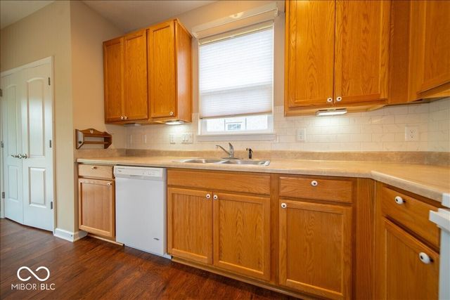 1146 Harrier Lane, Greenwood, IN 46143