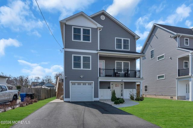 68 Ideal Avenue, North Middletown, NJ 07748