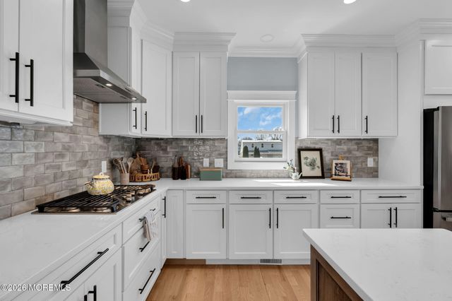 68 Ideal Avenue, North Middletown, NJ 07748