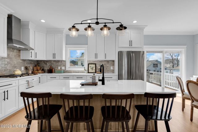 68 Ideal Avenue, North Middletown, NJ 07748