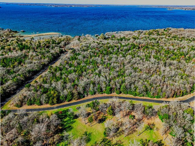 133 Lincoln Drive, Streetman, TX 75859