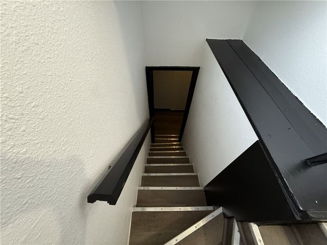 401 E Twin Springs, Siloam Springs, AR 72761