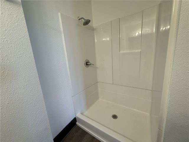 401 E Twin Springs, Siloam Springs, AR 72761