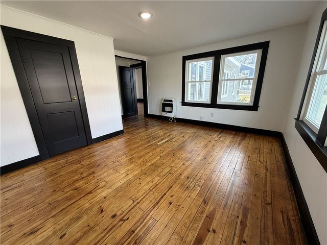 401 E Twin Springs, Siloam Springs, AR 72761