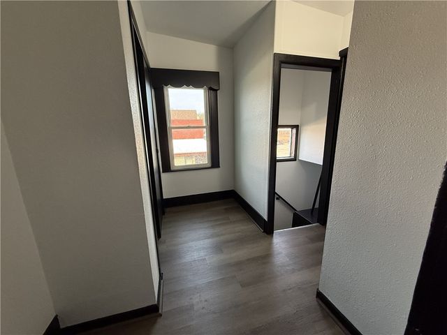 401 E Twin Springs, Siloam Springs, AR 72761