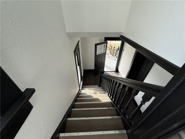 401 E Twin Springs, Siloam Springs, AR 72761