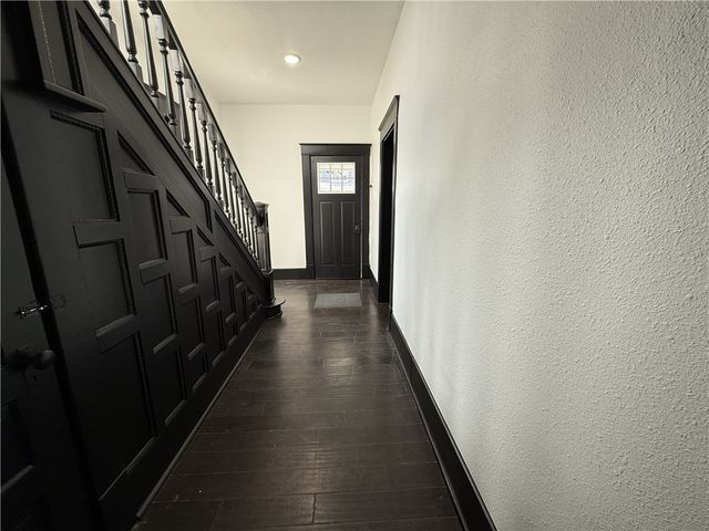 401 E Twin Springs, Siloam Springs, AR 72761