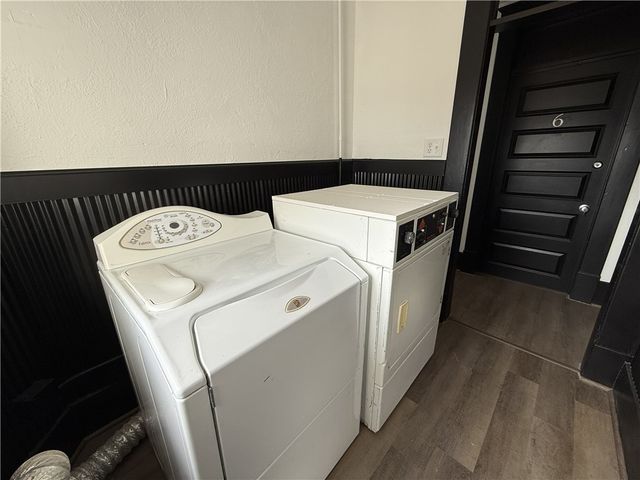 401 E Twin Springs, Siloam Springs, AR 72761