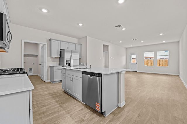 313 NEW ALBANY LN, San Marcos, TX 78666