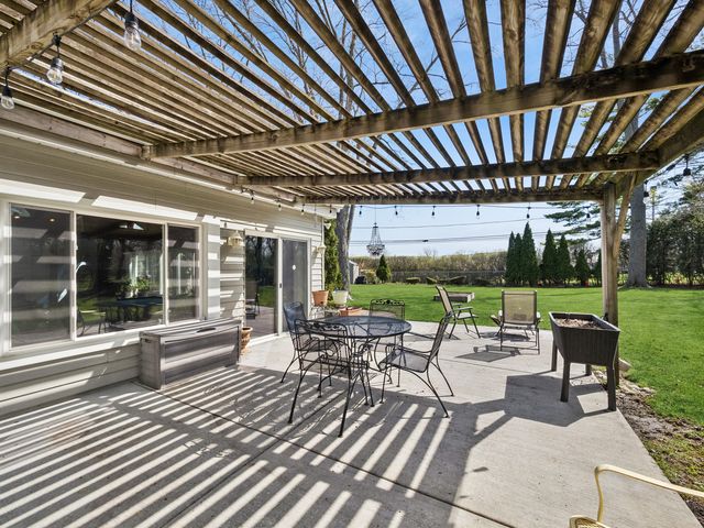 819 S Beverly Lane, Arlington Heights, IL 60005