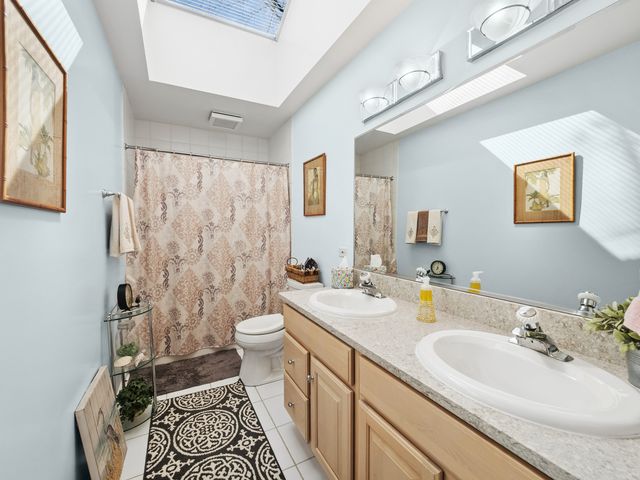 819 S Beverly Lane, Arlington Heights, IL 60005