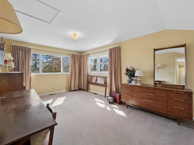 819 S Beverly Lane, Arlington Heights, IL 60005