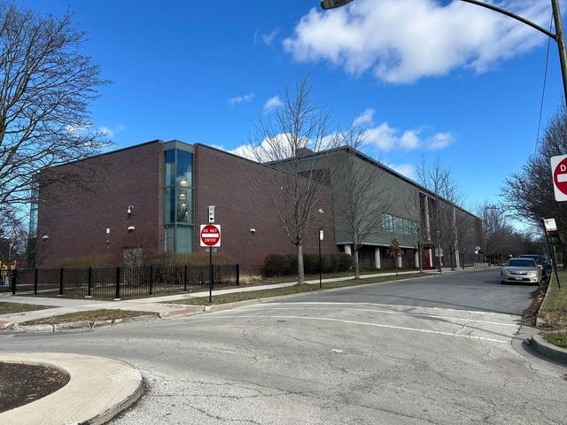 6812 S Hermitage Avenue, Chicago, IL 60636