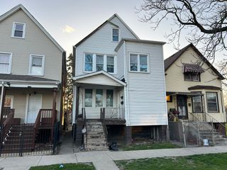 6812 S Hermitage Avenue, Chicago, IL 60636