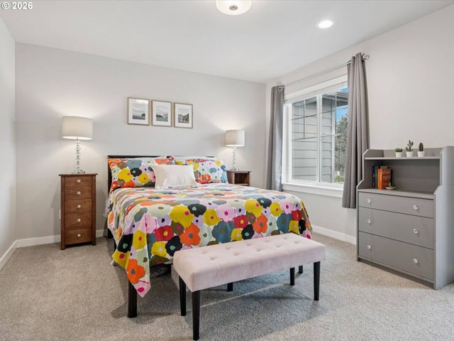 4023 Se CENTURY Blvd, Hillsboro, OR 97123