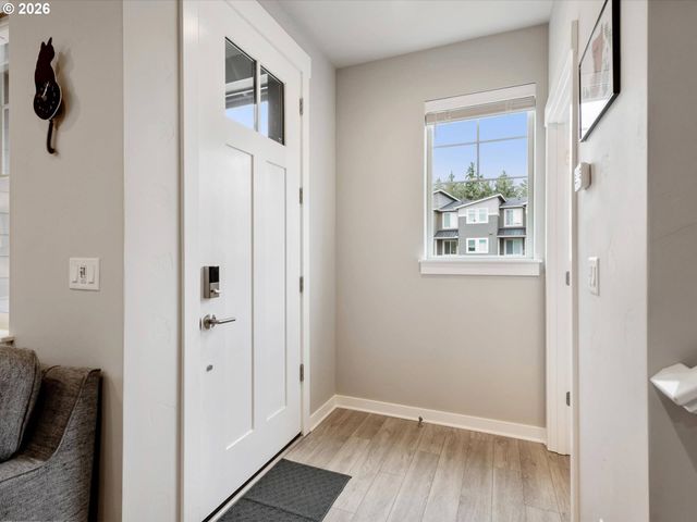 4023 Se CENTURY Blvd, Hillsboro, OR 97123