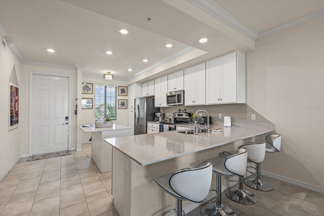 17810 GAWTHROP DRIVE 304, Bradenton, FL 34211