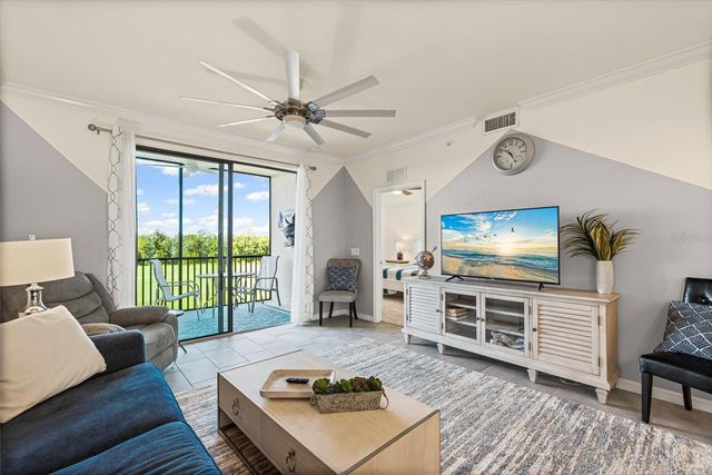 17810 GAWTHROP DRIVE 304, Bradenton, FL 34211