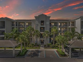 17810 GAWTHROP DRIVE 304, Bradenton, FL 34211