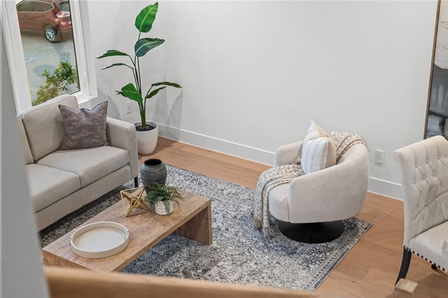 1514 Holly Avenue, Dallas, TX 75204