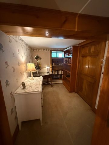14 Beech St, Palmer, MA 01069