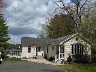 14 Beech St, Palmer, MA 01069