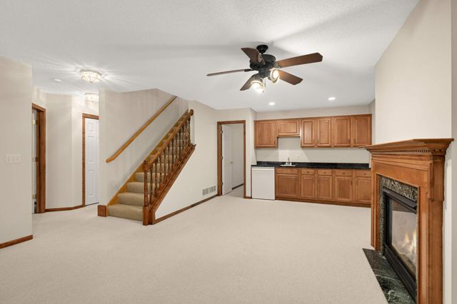 7914 Victoria Curve, Saint Louis Park, MN 55426