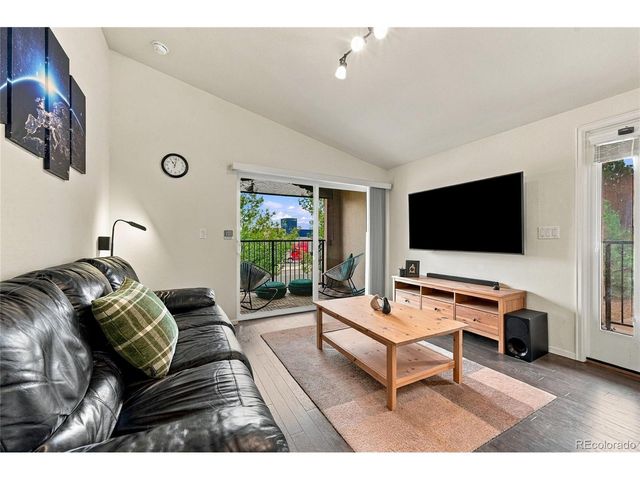 1614 Granby Way 204, Aurora, CO 80011