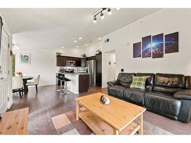 1614 Granby Way 204, Aurora, CO 80011