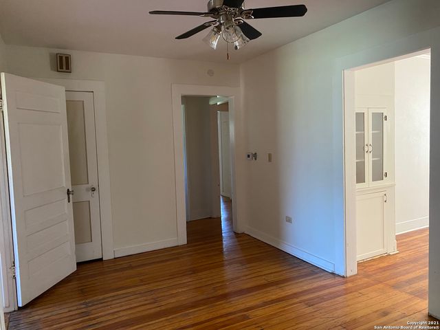 933 BECK ST, Schertz, TX 78154