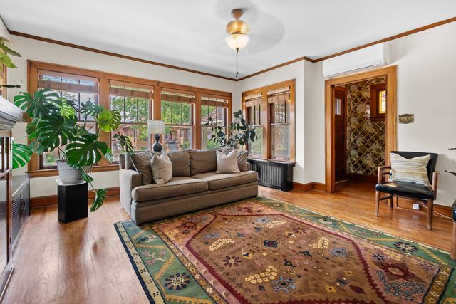 1447 Cuyler Avenue, Berwyn, IL 60402