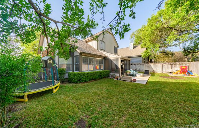 2435 Pendant Oak, San Antonio, TX 78232