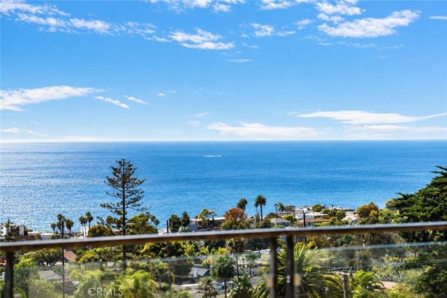 994 Temple Hills, Laguna Beach, CA 92651