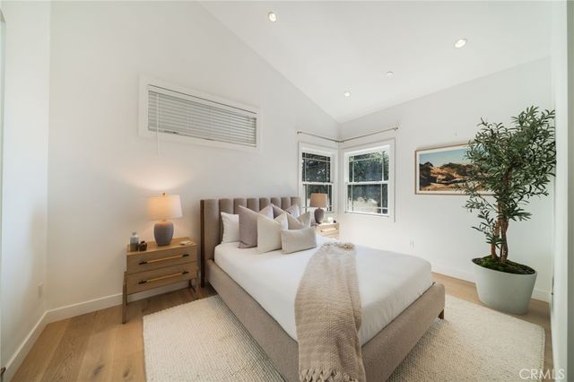 994 Temple Hills, Laguna Beach, CA 92651