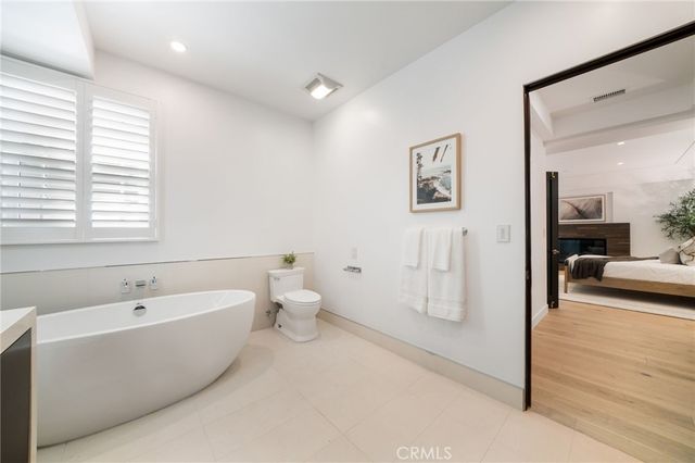 994 Temple Hills, Laguna Beach, CA 92651