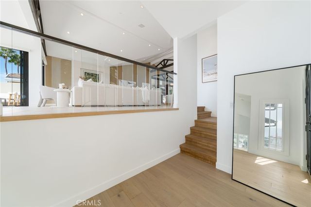 994 Temple Hills, Laguna Beach, CA 92651