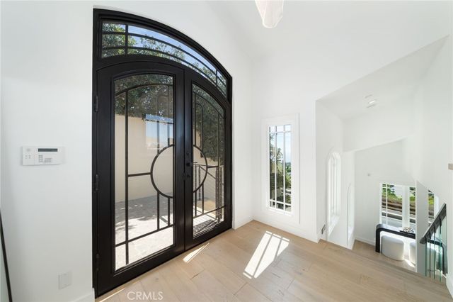 994 Temple Hills, Laguna Beach, CA 92651