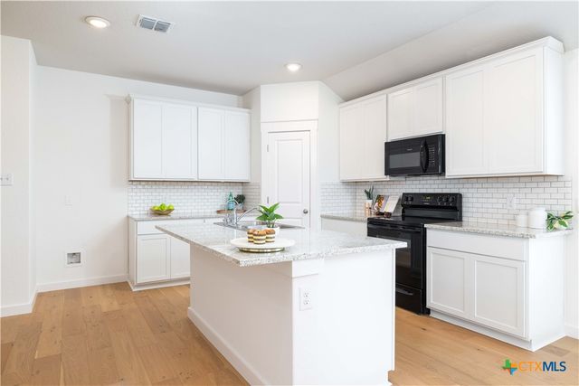 3642 Twin Dish Way, New Braunfels, TX 78130
